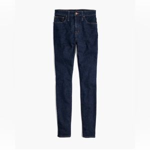 Madewell Petite Curvy High-Rise Skinny Jeans in Lucille Wash